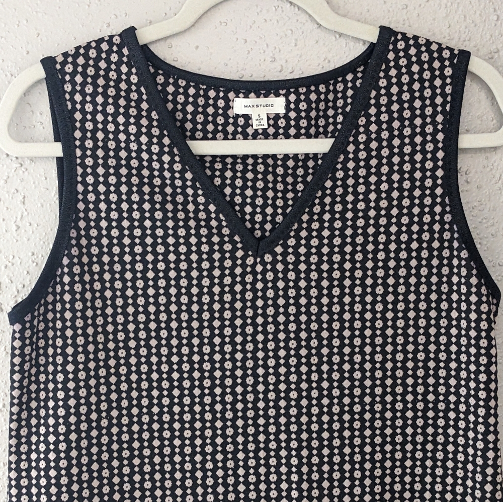 Max Studio Retro Patterned Sheath Dress - Picture 8 of 14
